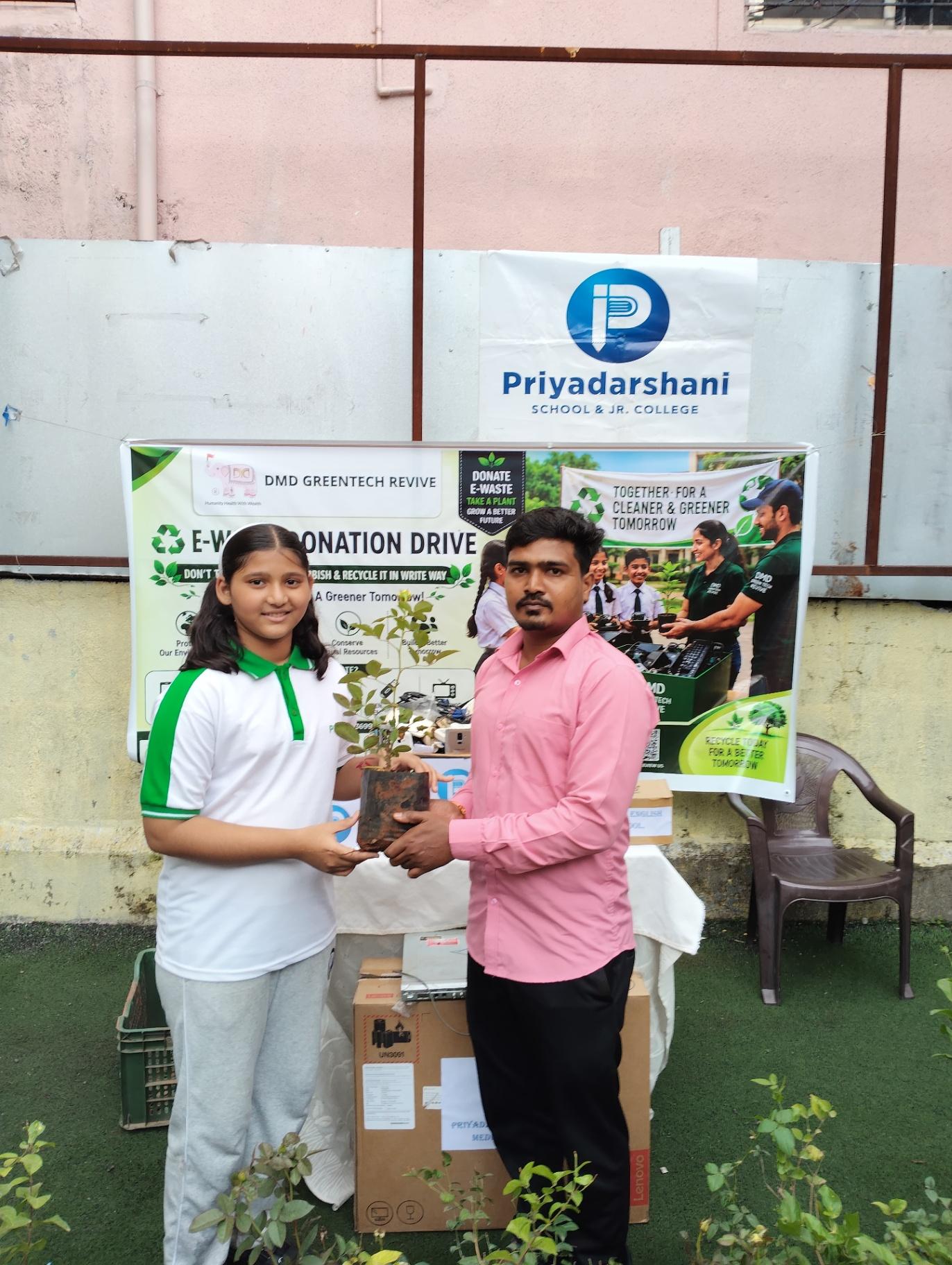 Priyadarshani School โ E-Waste Awareness & Collection Drive - Gallery Image 27