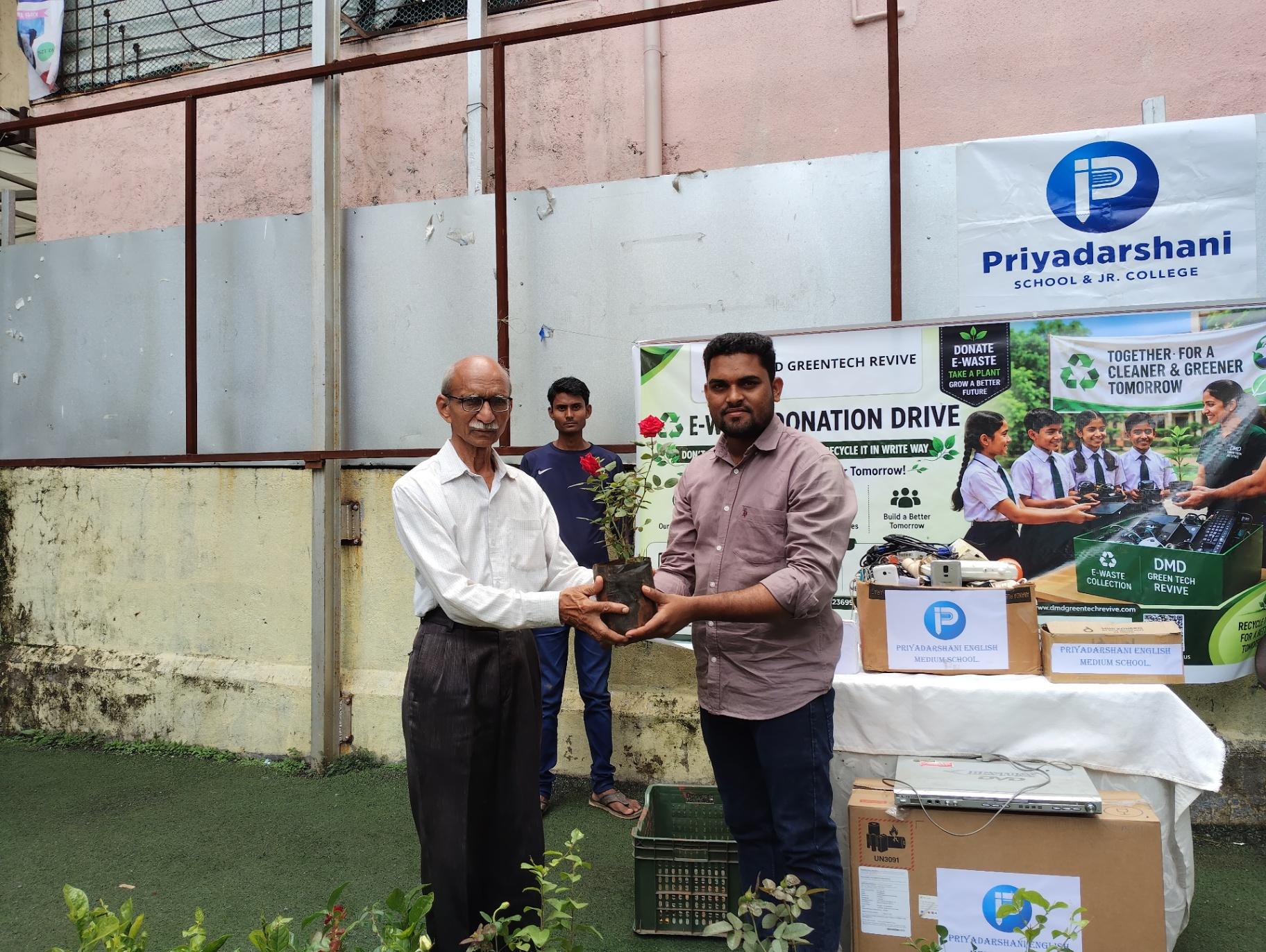 Priyadarshani School โ E-Waste Awareness & Collection Drive - Gallery Image 18